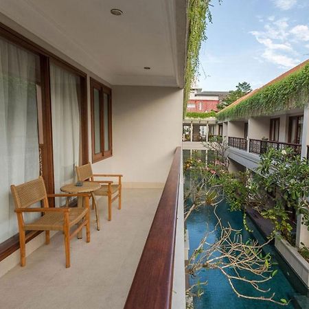 Seminyak Lagoon All Suites Hotel Экстерьер фото