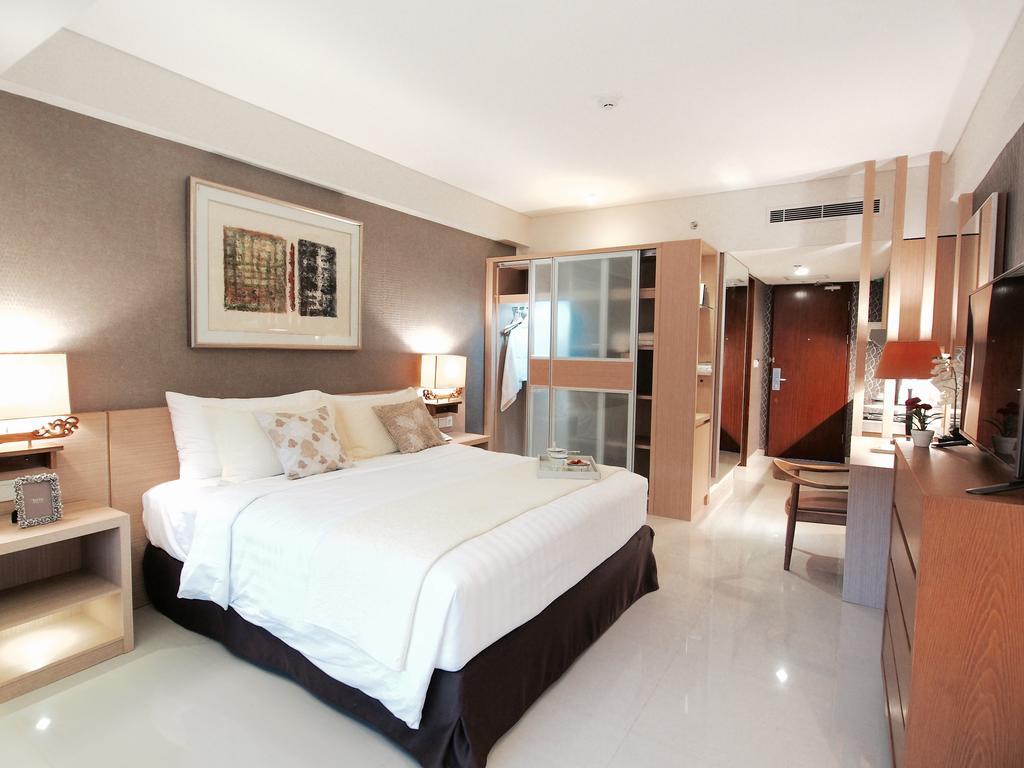 Seminyak Lagoon All Suites Hotel Экстерьер фото